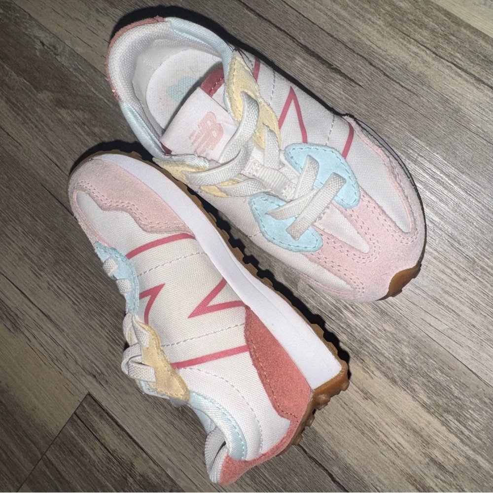 New Balance Pink and White Kids Sneakers - Picture 4 of 13